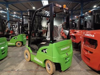 Four wheel front forklift Hangcha XC18i