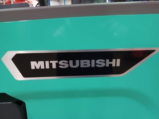 Multi-directional retractable mast reach truck Mitsubishi RBM25 N3