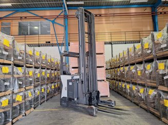 Reach truck UniCarriers UHD-200-DTFVXF-955