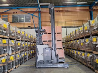 Reach truck UniCarriers UHD-200-DTFVXF-955