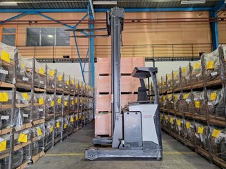 Reach truck UniCarriers UHD-200-DTFVXF-955