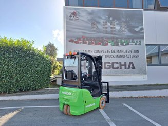 Three wheel front forklift Hangcha XC3-18i (CPDS18-XCC2G-SI)