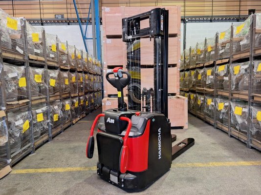 Stacker truck with folding platform Hangcha CDD20 AZ3S - 1