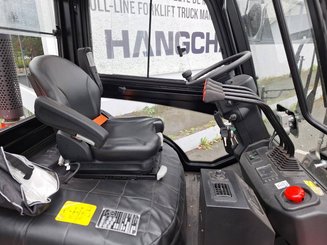 All-terrain forklift Hangcha TT18-2