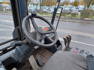 Four wheel front forklift Doosan D1808-S