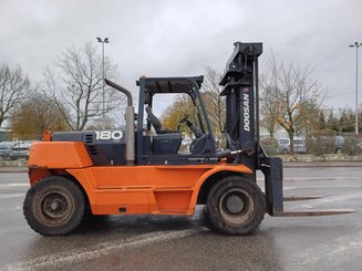 Four wheel front forklift Doosan D1808-S - 2