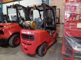 Four wheel front forklift Hangcha XF25G - 1