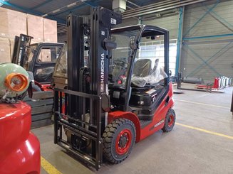Four wheel front forklift Hangcha XF25G-2