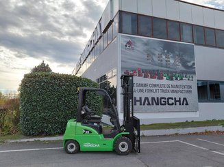 Four wheel front forklift Hangcha XC30i - 5