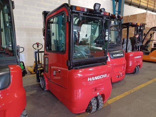 Three wheel front forklift Hangcha A3W20 - 1