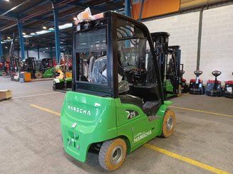 Four wheel front forklift Hangcha XC25i - 1