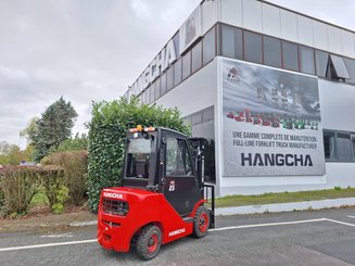 Four wheel front forklift Hangcha XF25D - 4