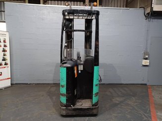 Stand-on pallet stacker Caterpillar NSR20N