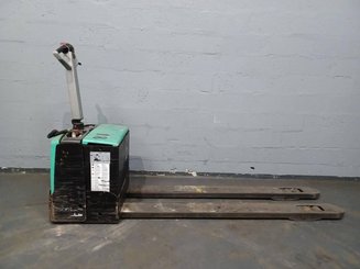 Pedestrian pallet truck Caterpillar NPP20M - 5