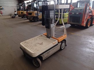 Vertical lift platform Crown CROWN WAVE50-118