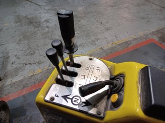 Articulated forklift Aisle Master 20SE