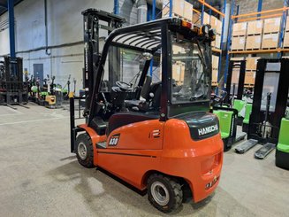 Four wheel front forklift Hangcha A4W30