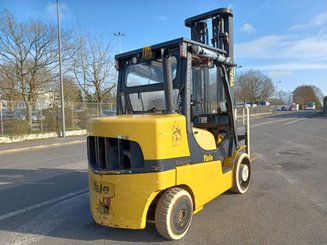 Four wheel front forklift Yale GDC70VX