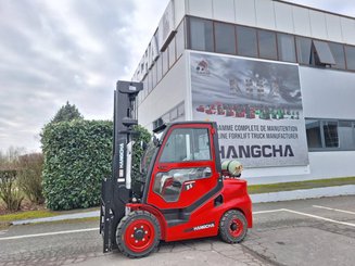 Four wheel front forklift Hangcha XF35G-2