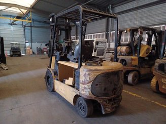 Four wheel front forklift Caterpillar EP35K - 1