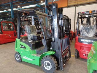 Four wheel front forklift Hangcha XC25i