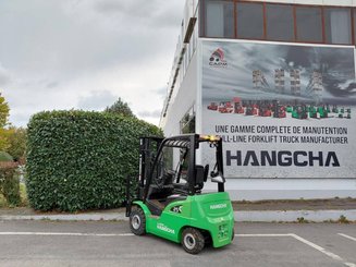 Four wheel front forklift Hangcha XC25i