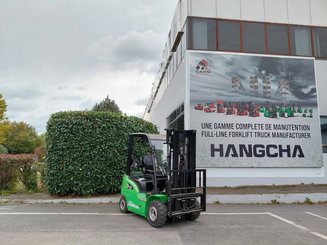 Four wheel front forklift Hangcha XC25i