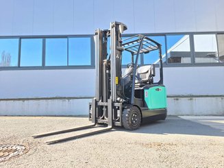 Three wheel front forklift Mitsubishi FB16N2T