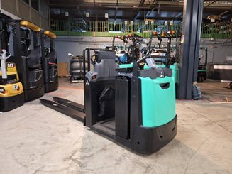 Order picker Mitsubishi OPB20N2X fourches levée ergonomique 2400mm