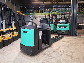 Order picker Mitsubishi OPB20N2X fourches levée ergonomique 2400mm