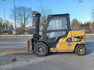 Four wheel front forklift Caterpillar DP50NT - 2