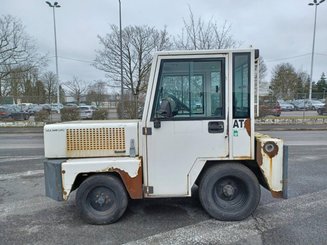 Tow tractor ATA 3600LPG