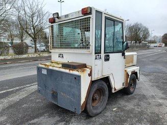 Tow tractor ATA 3600LPG - 3