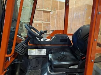 Four-way forklift AMLIFT AGILIFT 3000E