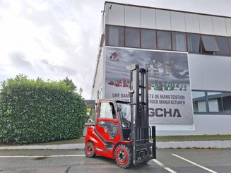 Four wheel front forklift Hangcha XF35D-2 - 1