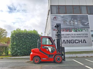 Four wheel front forklift Hangcha XF35D-2 - 5