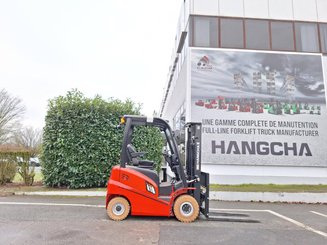 Four wheel front forklift Hangcha A4W18