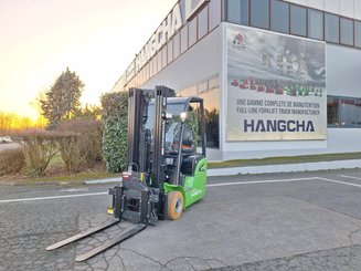Three wheel front forklift Hangcha XC3-18i (CPDS18-XCC2G-SI) - 1