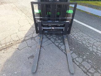 Four wheel front forklift Hangcha AE25-I