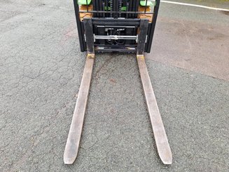 Four wheel front forklift Hangcha AE30-I