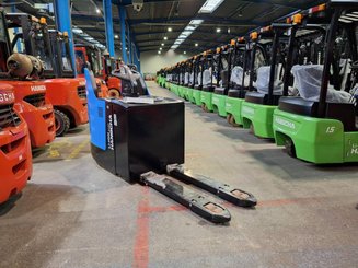 Stand-on pallet truck Hangcha CBD20-AC2S-iSU - 1