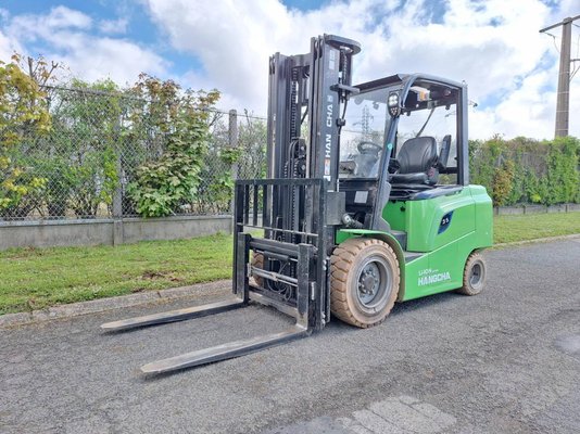 Four wheel front forklift Hangcha AE35-I - 1