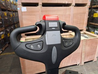 Stacker truck with folding platform Hangcha CDD16-AC2S-LI