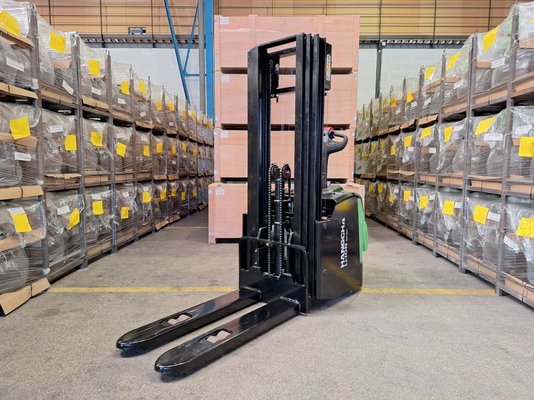 Stacker truck with folding platform Hangcha CDD16-AC2S-LI - 1