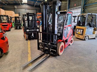 Four wheel front forklift Hangcha XF25G-2 - 1