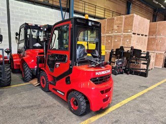Four wheel front forklift Hangcha XF25G-2