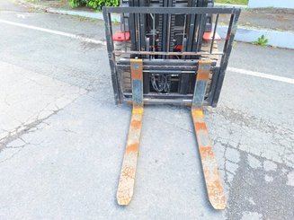 Four wheel front forklift Hangcha XF35G-2