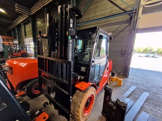 Four wheel front forklift Hangcha XF50G