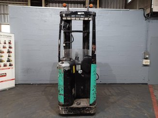 Stand-on pallet stacker Caterpillar NSR20N