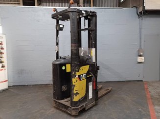 Stand-on pallet stacker Caterpillar NSR20N
